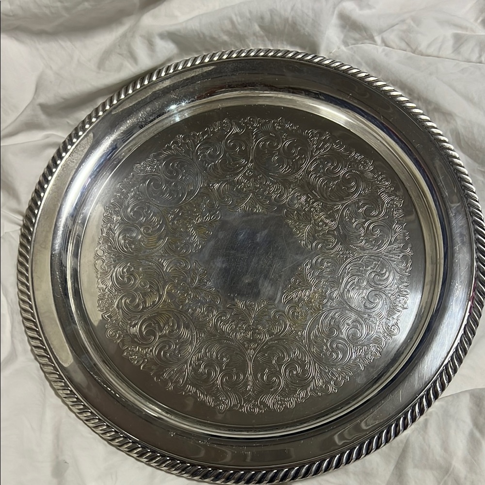 Tray, Wm A. Rogers, Oneida Silverplate, Rope Edge 12", Vintage